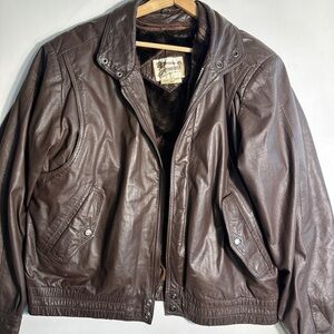 Vintage 1980s Brown Bermins Leather Bomber style Jacket